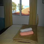 Residencia Ana Piso Um 1 Penzion