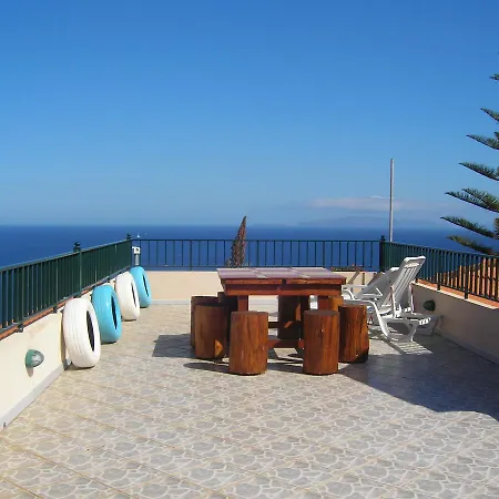 Residencia Ana Piso Um 1 Maison d'hôtes Santa Cruz (Madeira)