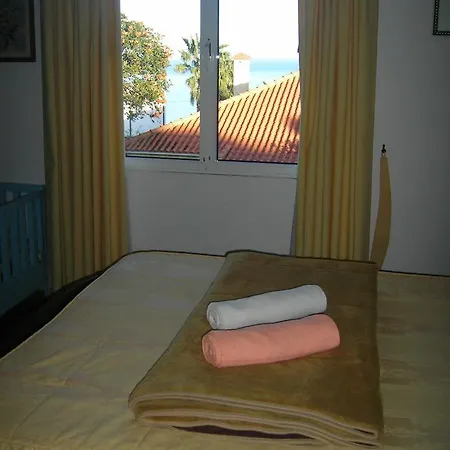 Residencia Ana Piso Um 1 Konukevi