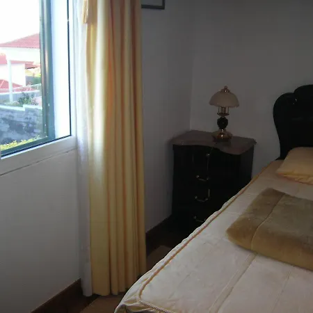Residencia Ana Piso Um 1 Maison d'hôtes Santa Cruz (Madeira)
