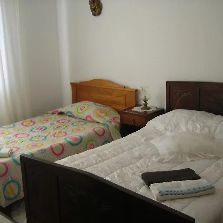 招待所 Residencia Ana Piso Um 1