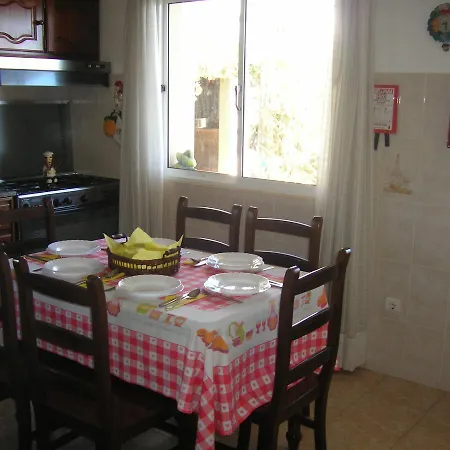 Residencia Ana Piso Um 1 Maison d'hôtes 4*