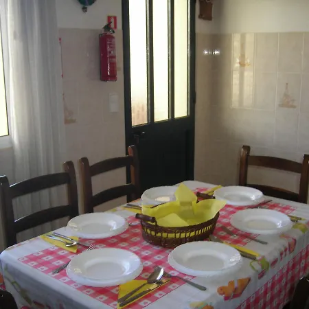 Residencia Ana Piso Um 1 4* 圣克鲁斯