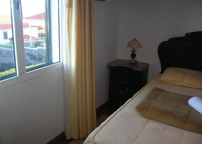 Residencia Ana Piso Um 1 Guest house Santa Cruz (Madeira)