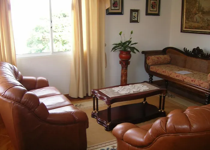 Residencia Ana Piso Um 1 Penzion Santa Cruz (Madeira)