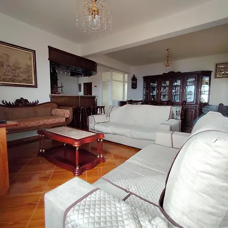 Residencia Ana Piso Um 1 Casa de hóspedes