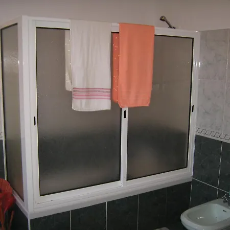 Gasthuis Residencia Ana Piso Um 1 4*